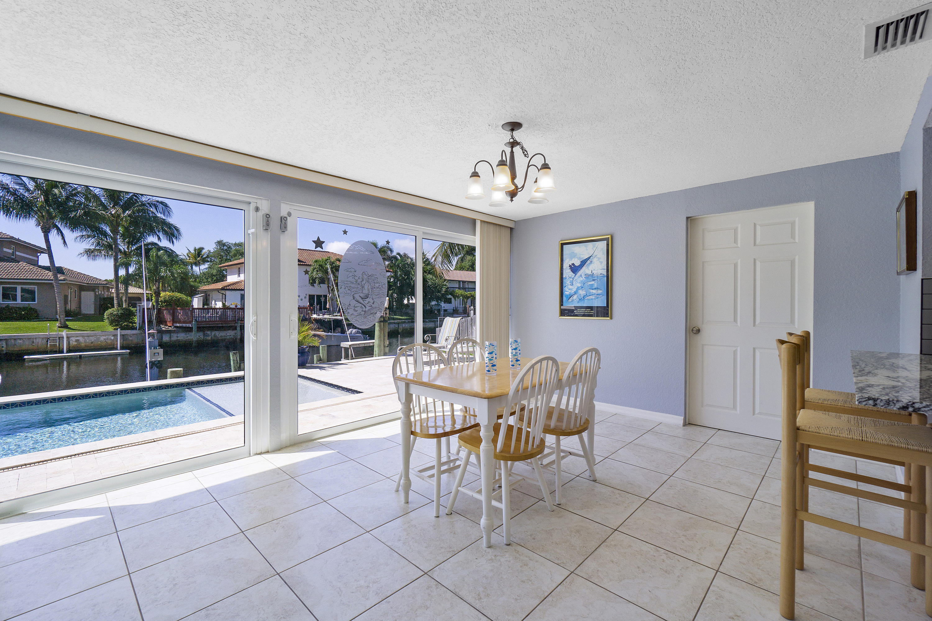 300 Southwest 14th Place Boca Raton, FL 33432 - Photo 13 of 37 300_Sw_14th_Pl_21
