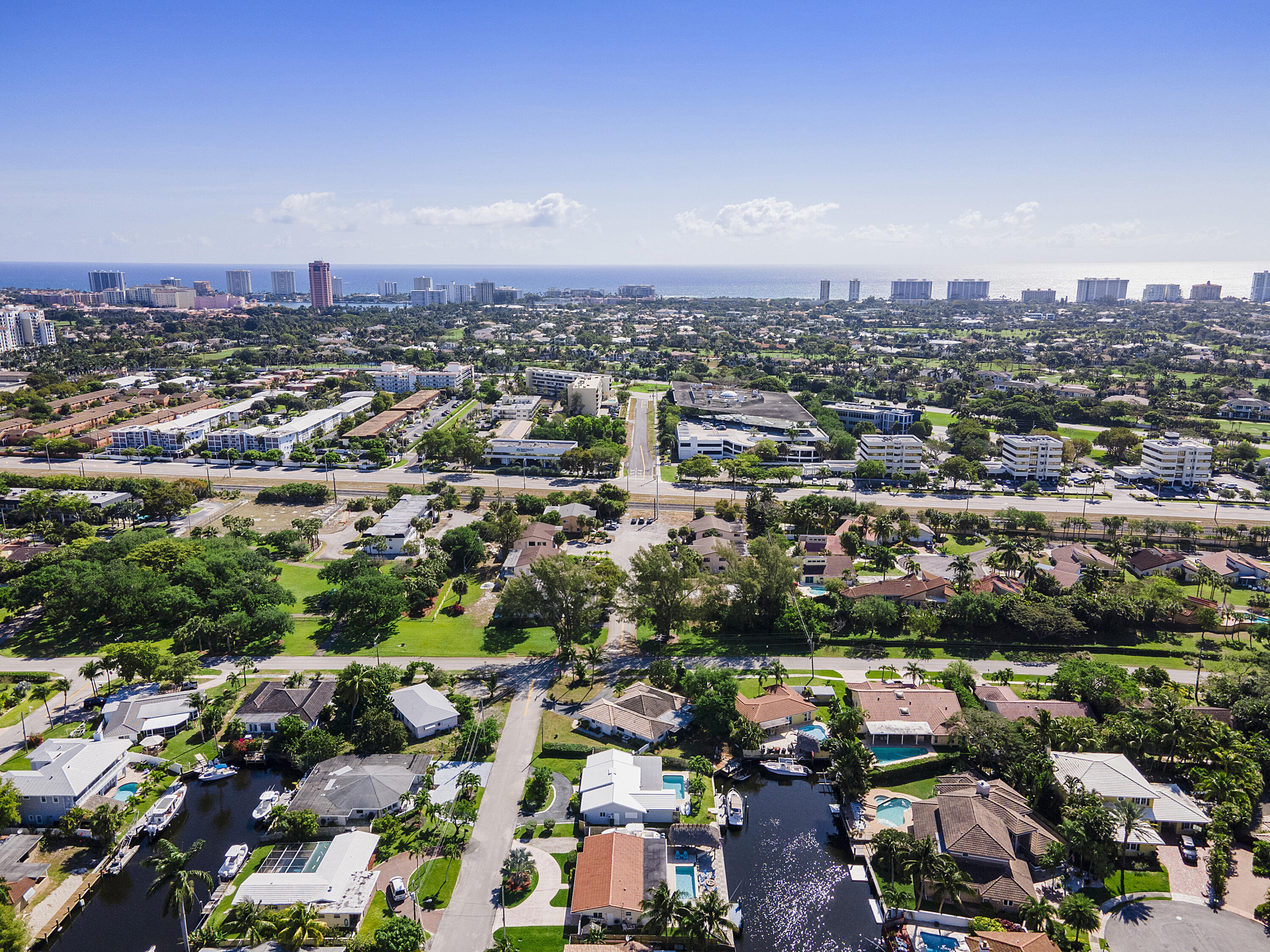 300 Southwest 14th Place Boca Raton, FL 33432 - Photo 33 of 37 300_Sw_14th_Pl_45
