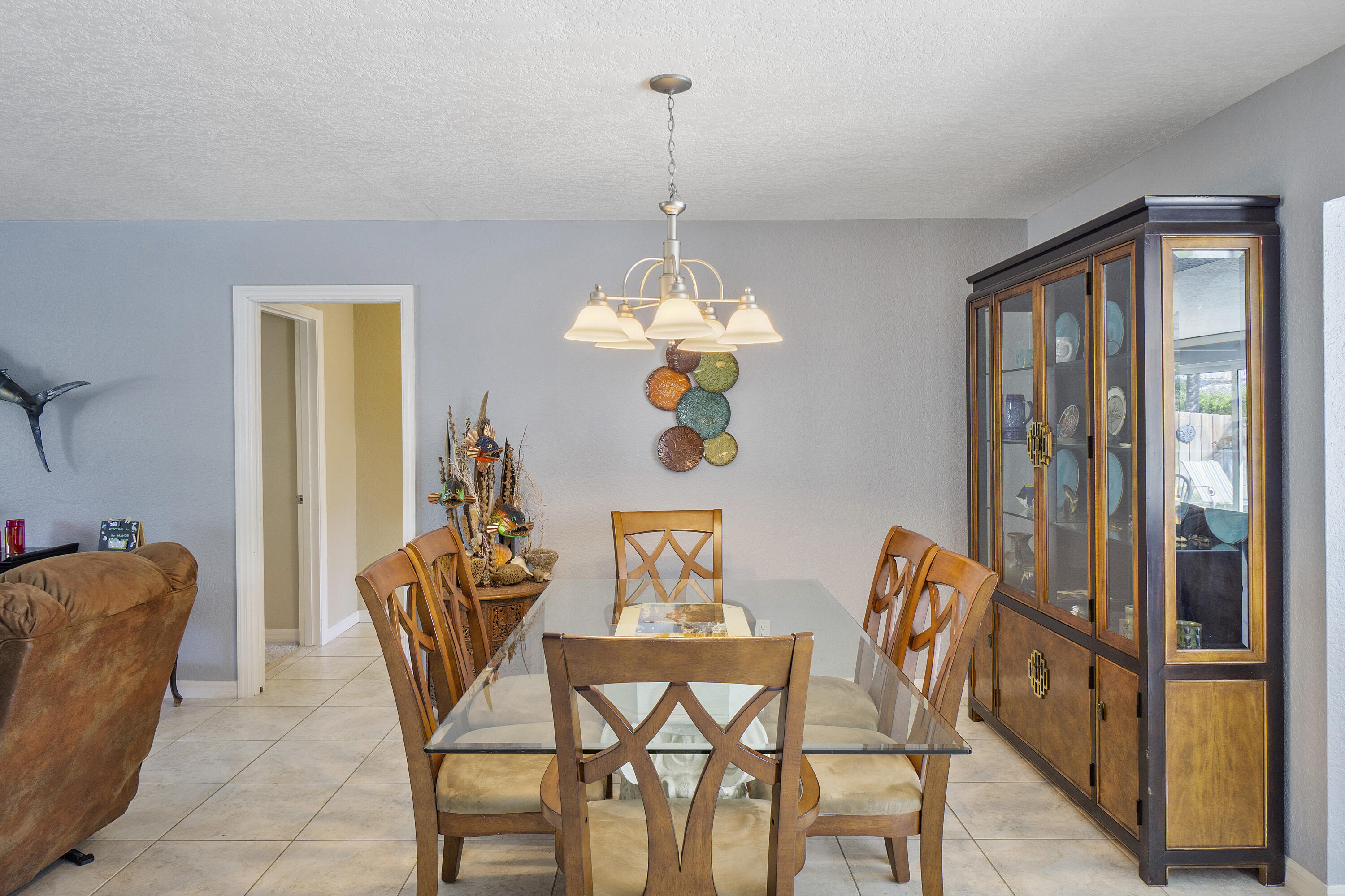 300 Southwest 14th Place Boca Raton, FL 33432 - Photo 9 of 37 300_Sw_14th_Pl_12