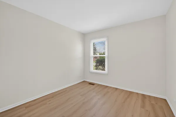 $3,200 | 2301 Providence Court, Naperville, IL 60565