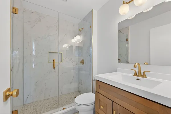 $3,200 | 2301 Providence Court, Naperville, IL 60565