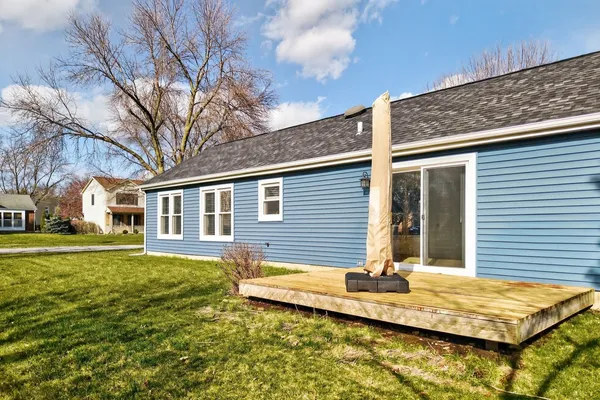 $3,200 | 2301 Providence Court, Naperville, IL 60565