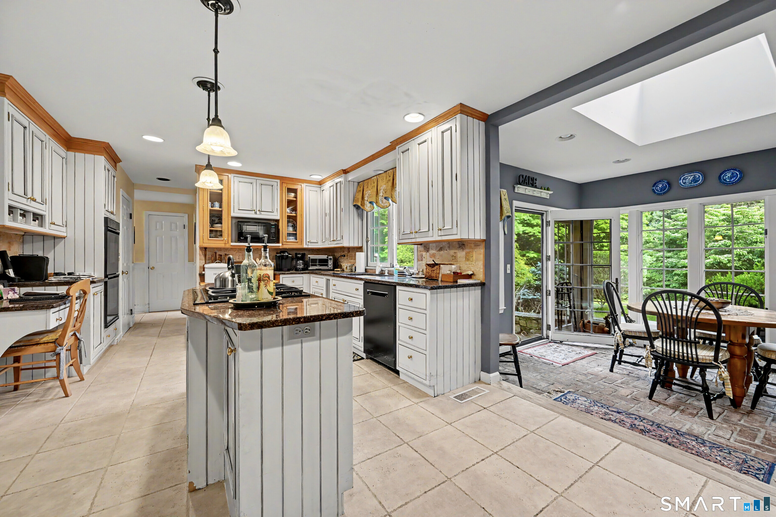91 Obtuse Hill Road Brookfield, CT 06804 - Photo 11 of 39