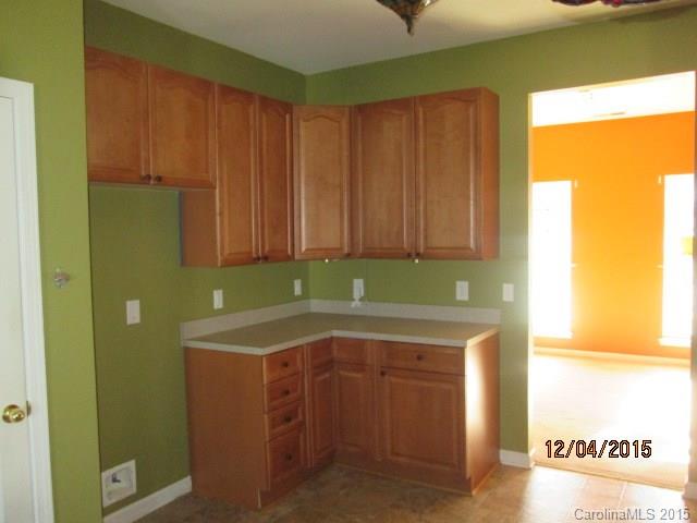 4951 Prosperity Ridge Road Charlotte, NC 28269 - Photo 6 of 12