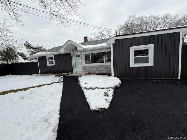 $598,888 | 1052 Bay Shore Avenue, Bay Shore, NY 11706