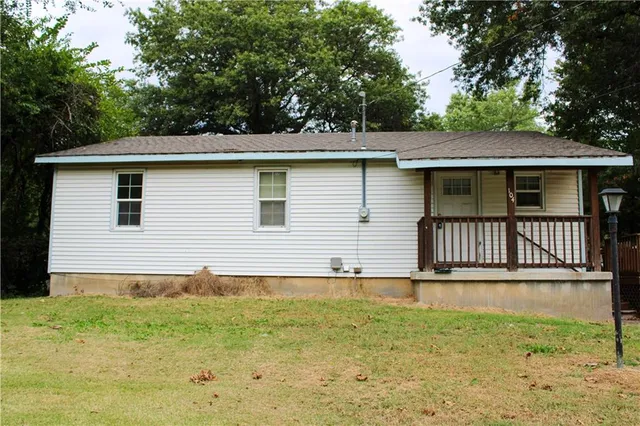 $95,500 | 104 West 2nd Street, Franklin, KS 66735