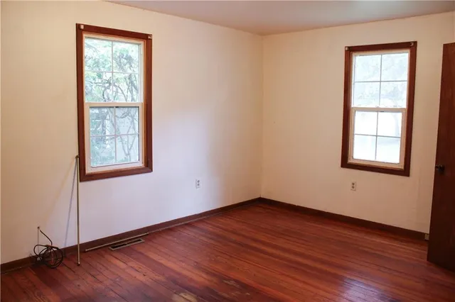 $95,500 | 104 West 2nd Street, Franklin, KS 66735