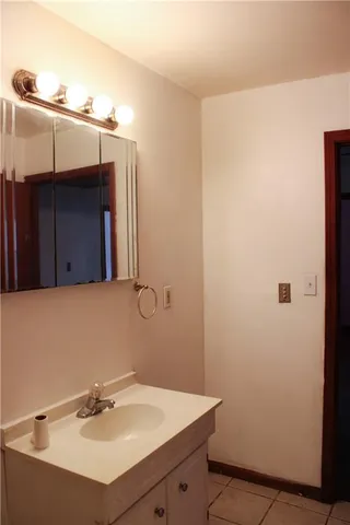 $95,500 | 104 West 2nd Street, Franklin, KS 66735