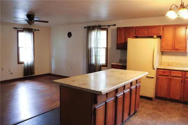 $95,500 | 104 West 2nd Street, Franklin, KS 66735