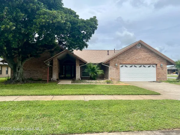 $3,200 | 2372 Windham Drive, Melbourne, FL 32935