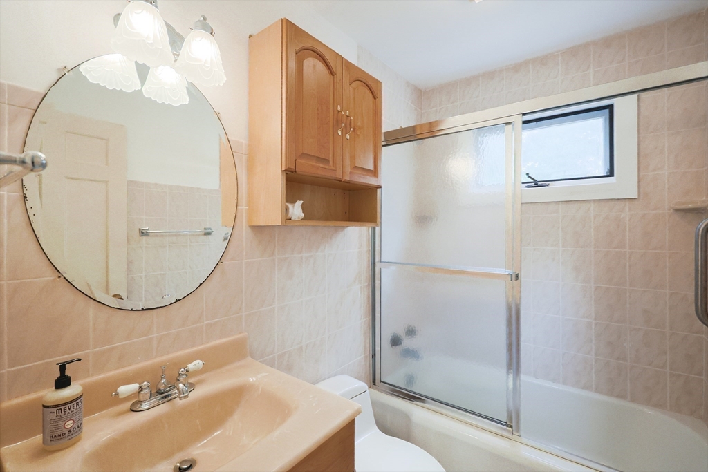 15 Glendon Road Dennis, MA 02639 - Photo 18 of 29