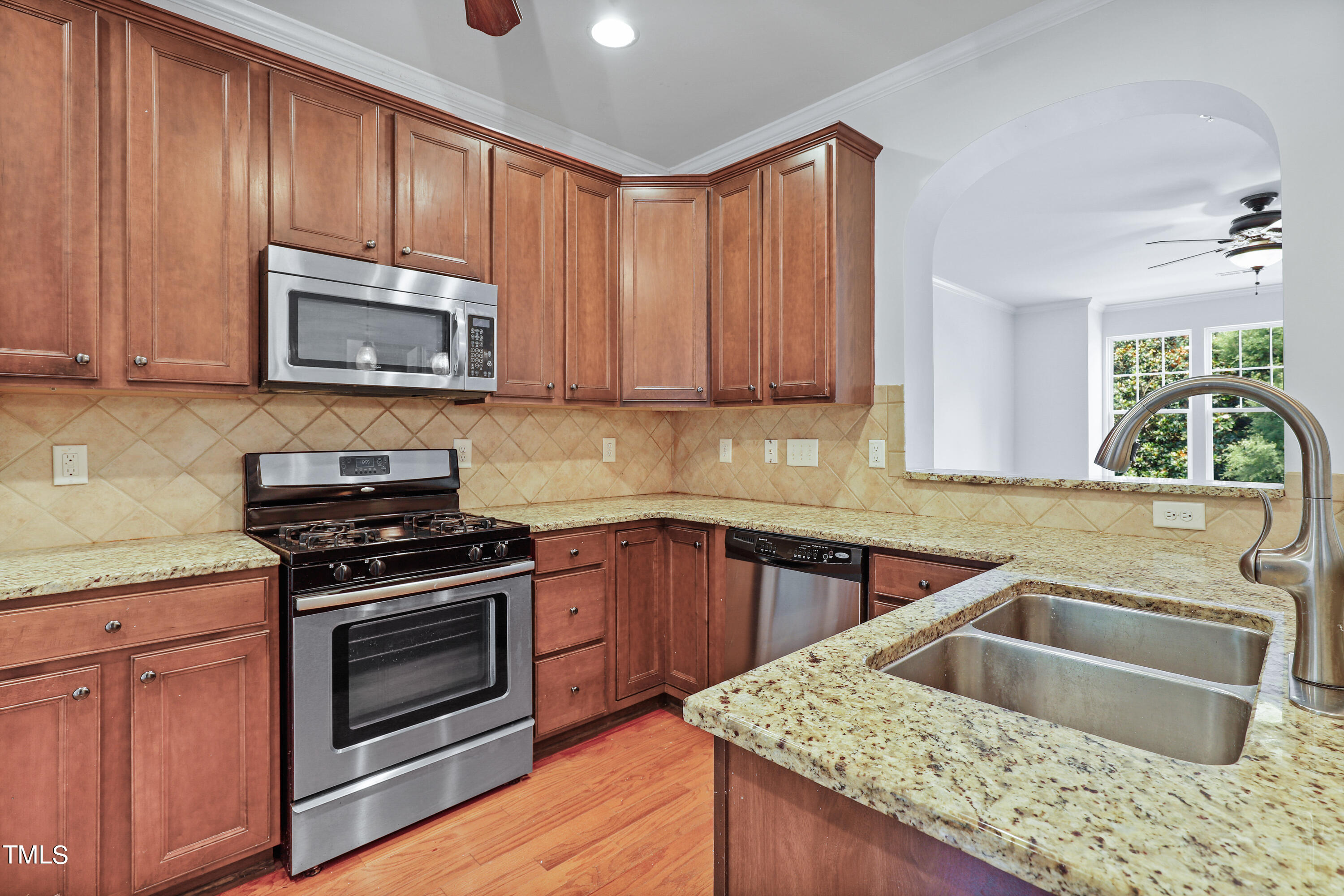 6220 Braidwood Court Raleigh, NC 27612 - Photo 6 of 30 _MG_8068