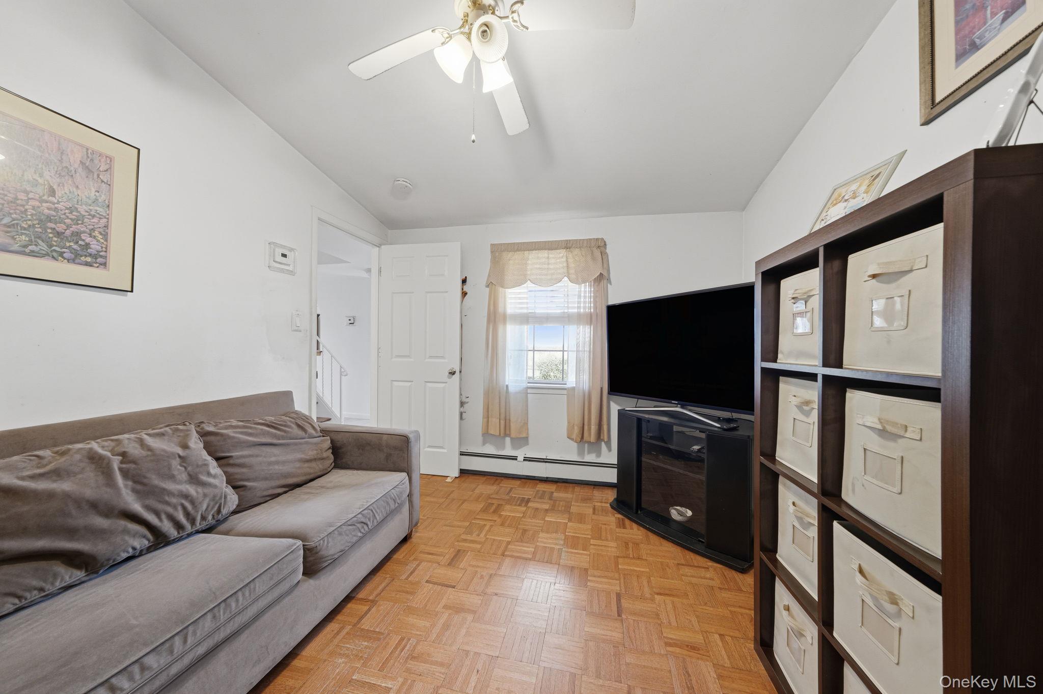 454 Hawkins Road Selden, NY 11784 - Photo 16 of 37
