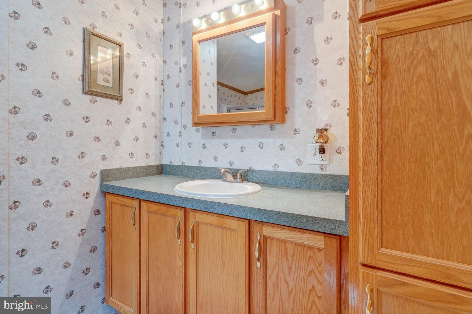 902 Oak Ridge Terrace Whiting, NJ 08759 - Photo 26 of 33