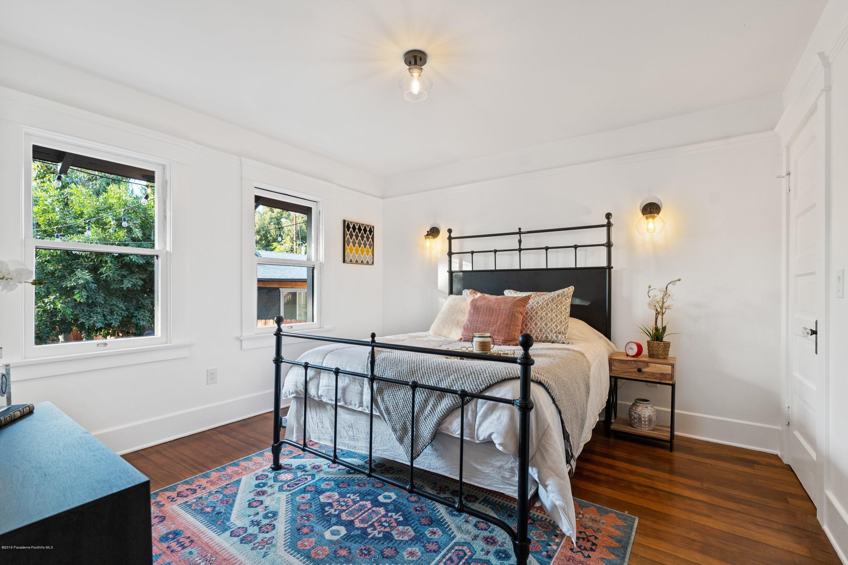 5655 Ash Street Los Angeles, CA 90042 - Photo 16 of 33 DSC00274_1