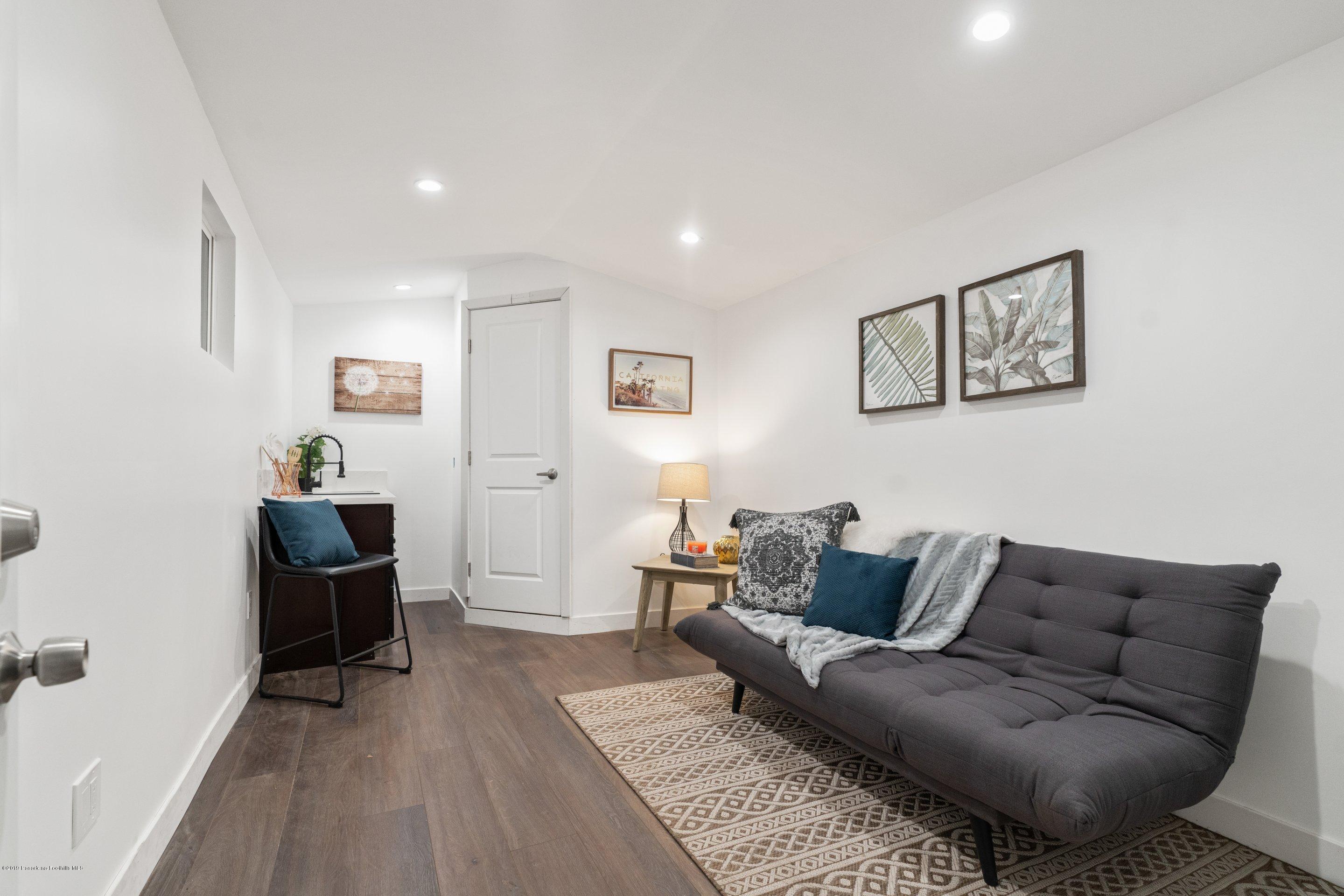 5655 Ash Street Los Angeles, CA 90042 - Photo 23 of 33 DSC00609_33