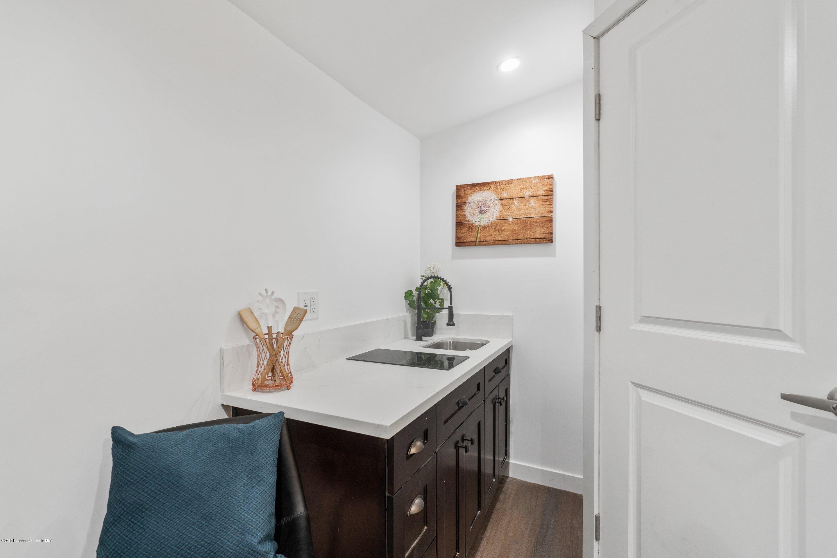 5655 Ash Street Los Angeles, CA 90042 - Photo 24 of 33 DSC00610_34