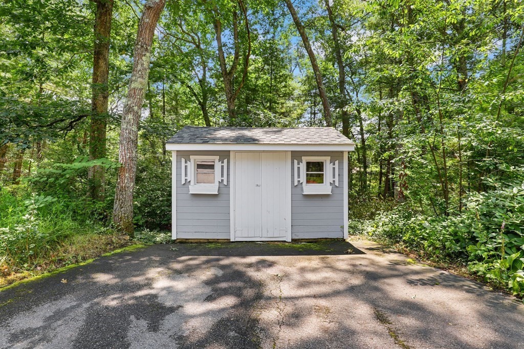 430 Heald Road Carlisle, MA 01741 - Photo 33 of 42 a view of a house with a tree