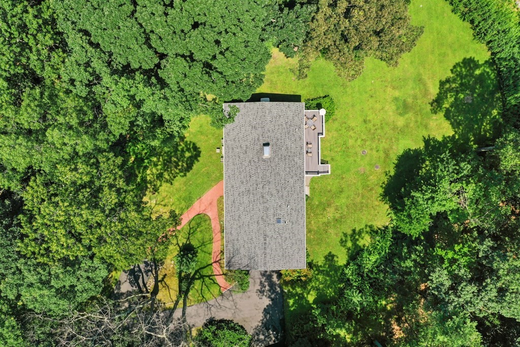 430 Heald Road Carlisle, MA 01741 - Photo 36 of 42 an aerial view of a house with a yard