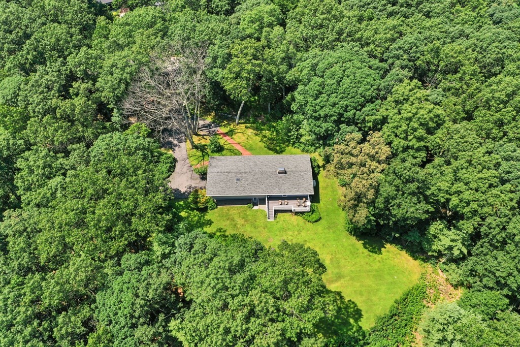430 Heald Road Carlisle, MA 01741 - Photo 37 of 42 an aerial view of a house with a yard