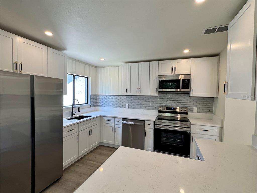 5509 Lighthouse Road Orlando, FL 32808 - Photo 16 of 31