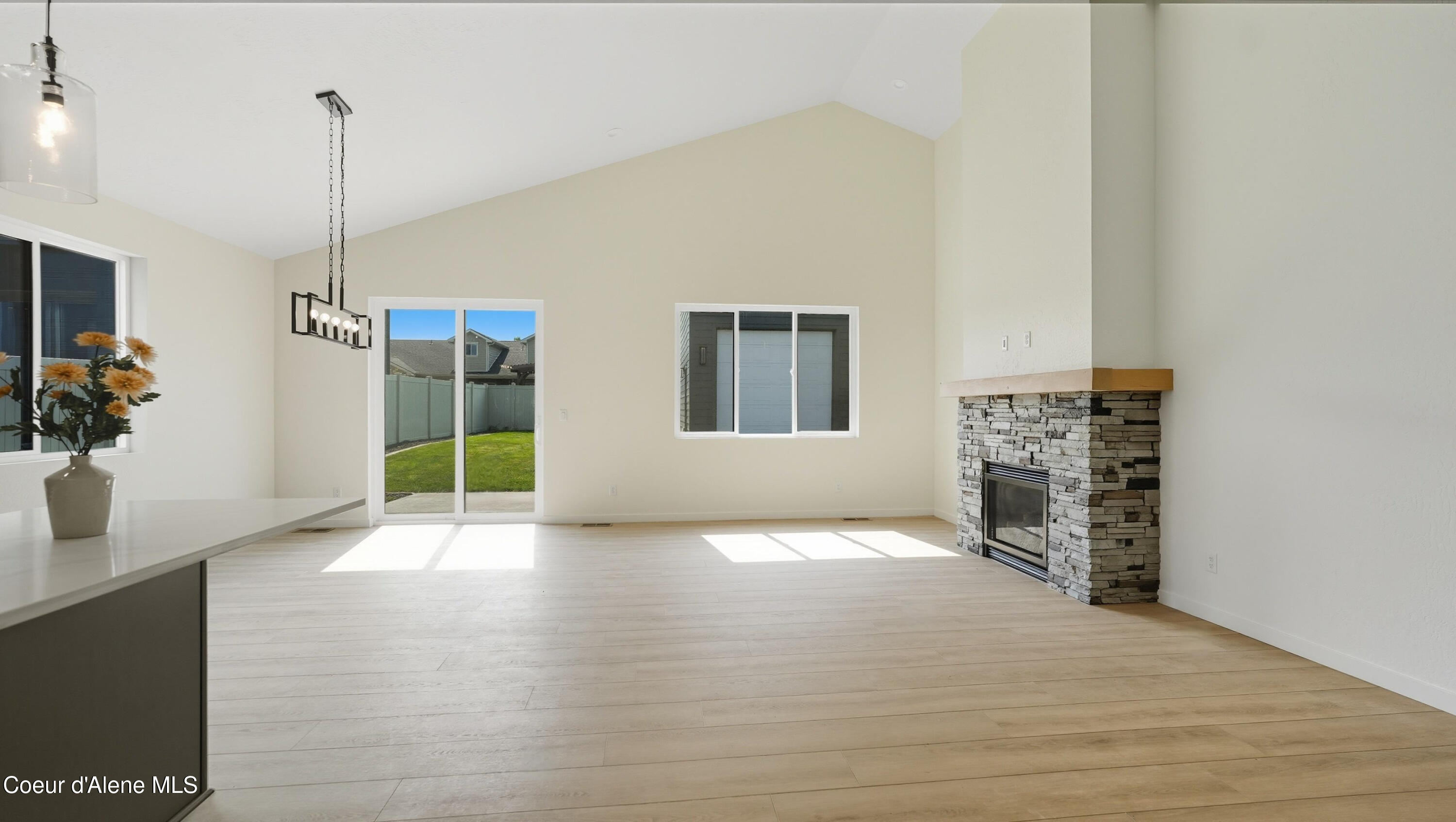 6696 West Portrush Drive Rathdrum, ID 83858 - Photo 4 of 31 6696 portrush