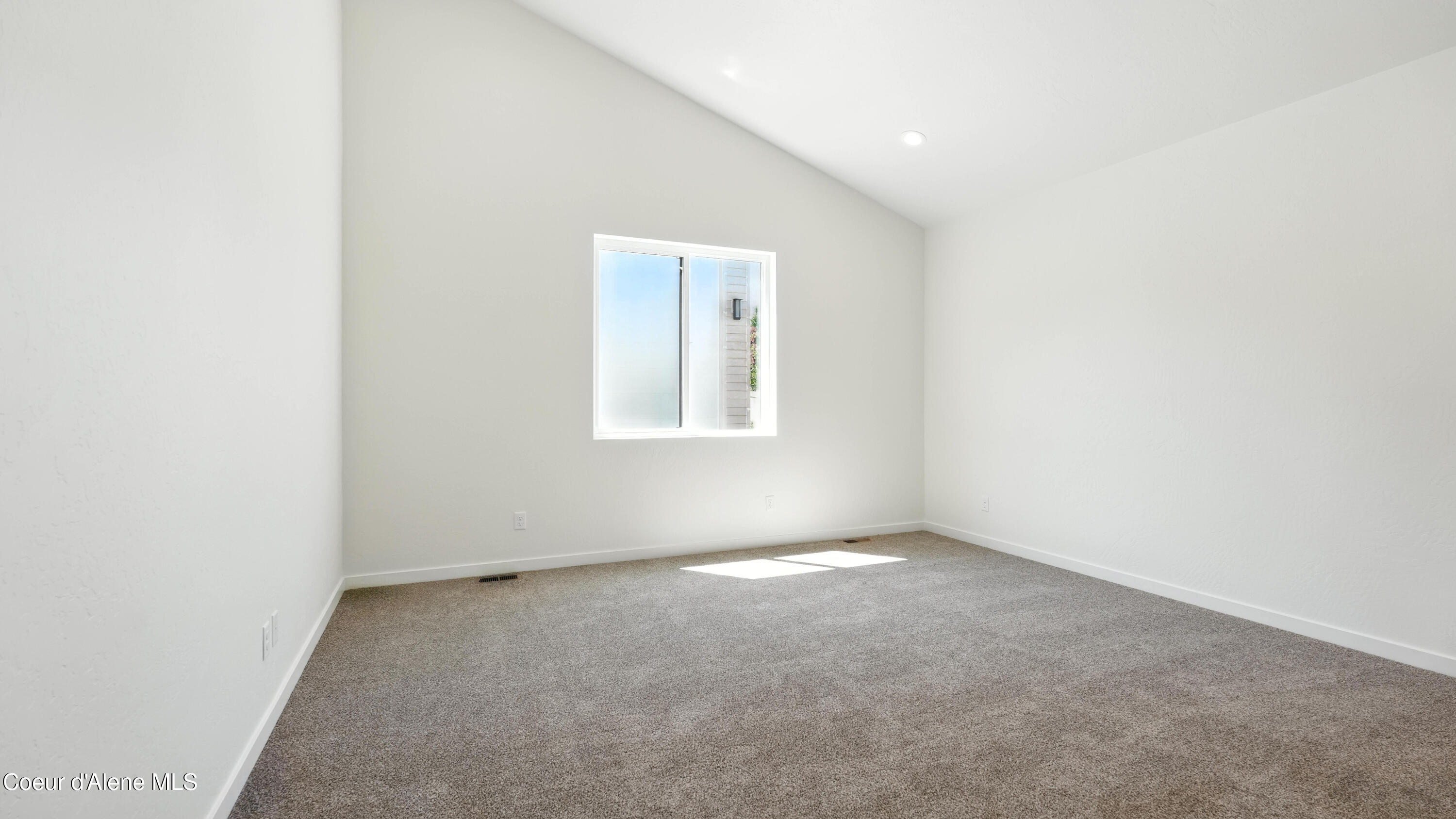 6696 West Portrush Drive Rathdrum, ID 83858 - Photo 7 of 31 master bed