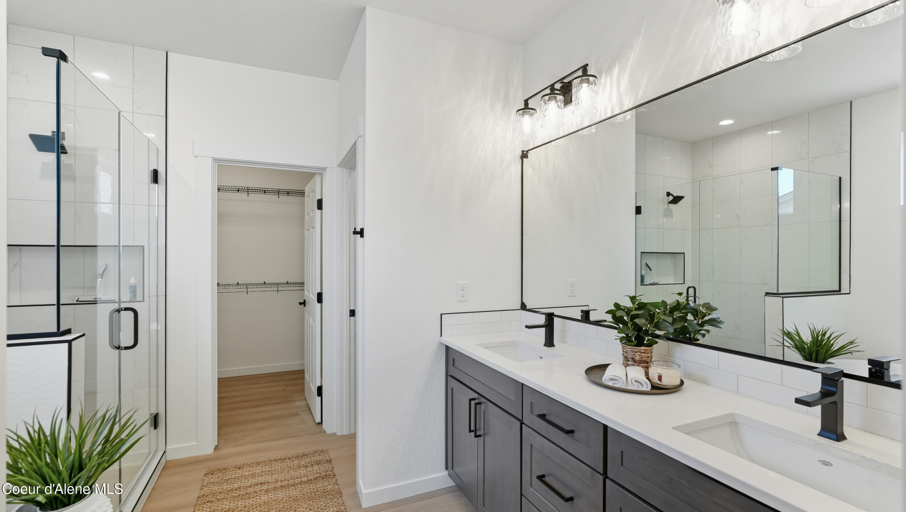 6696 West Portrush Drive Rathdrum, ID 83858 - Photo 9 of 31 master bathroom