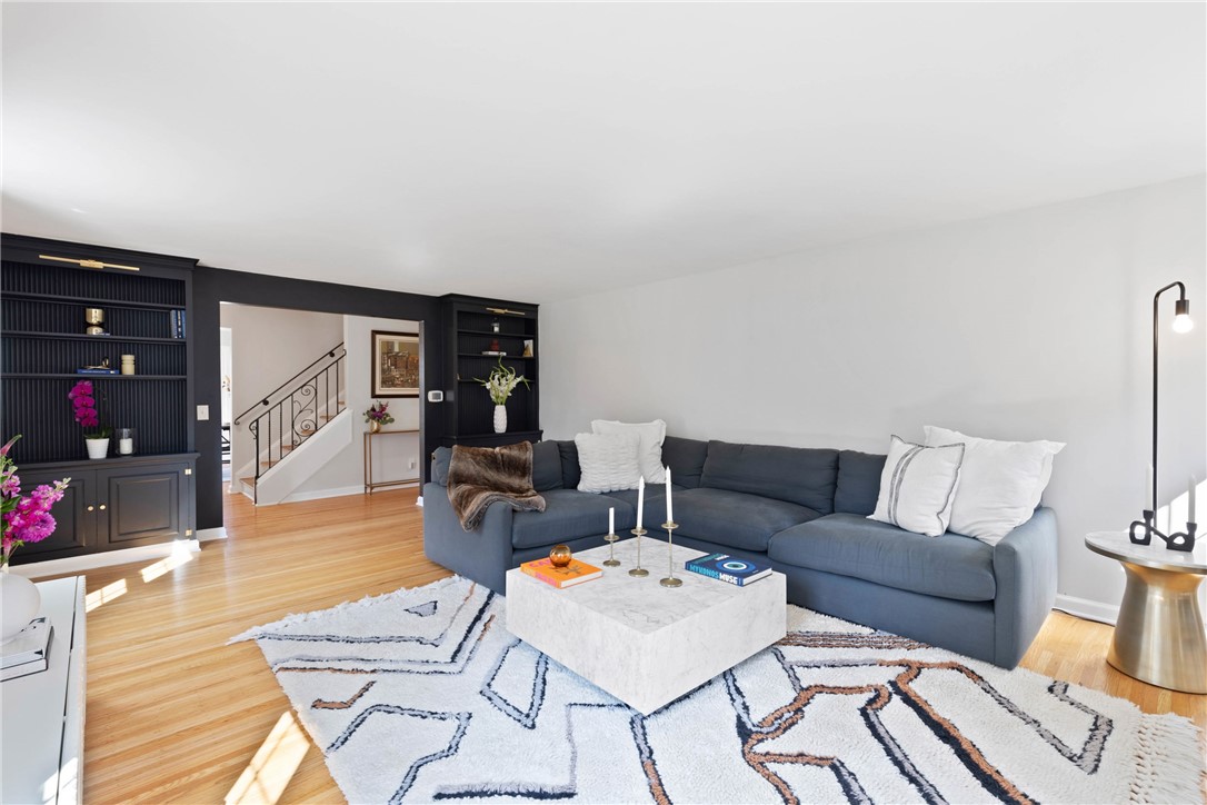 228 Overbrook Road Pittsford, NY 14618 - Photo 11 of 49 New built in bookcases