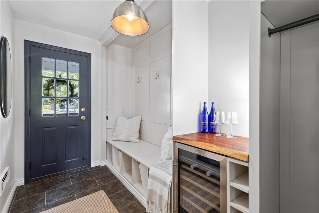 228 Overbrook Road Pittsford, NY 14618 - Photo 21 of 49 Side entrance