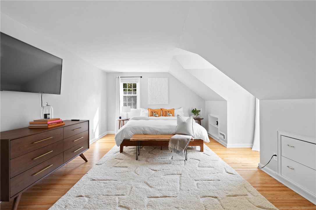 228 Overbrook Road Pittsford, NY 14618 - Photo 30 of 49 Primary Bedroom #2