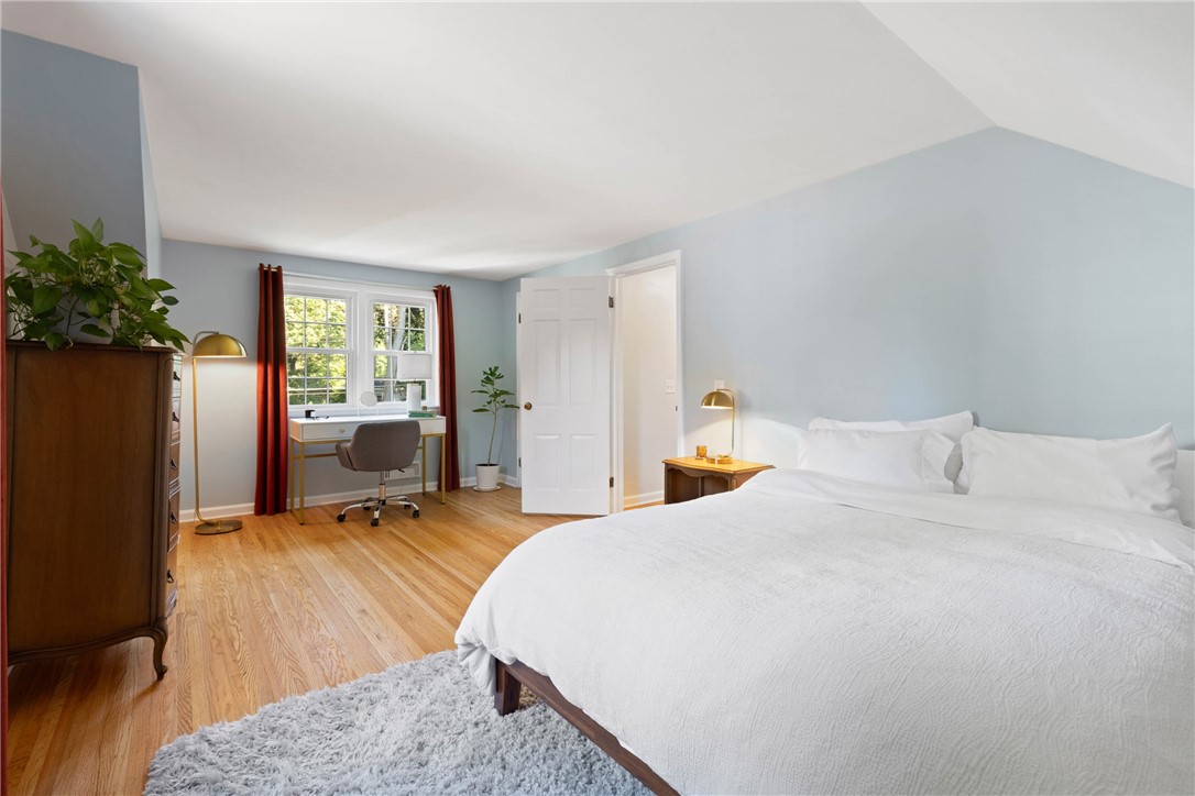 228 Overbrook Road Pittsford, NY 14618 - Photo 35 of 49 Bedroom #3