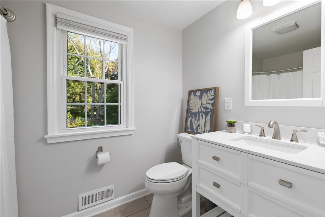 228 Overbrook Road Pittsford, NY 14618 - Photo 41 of 49