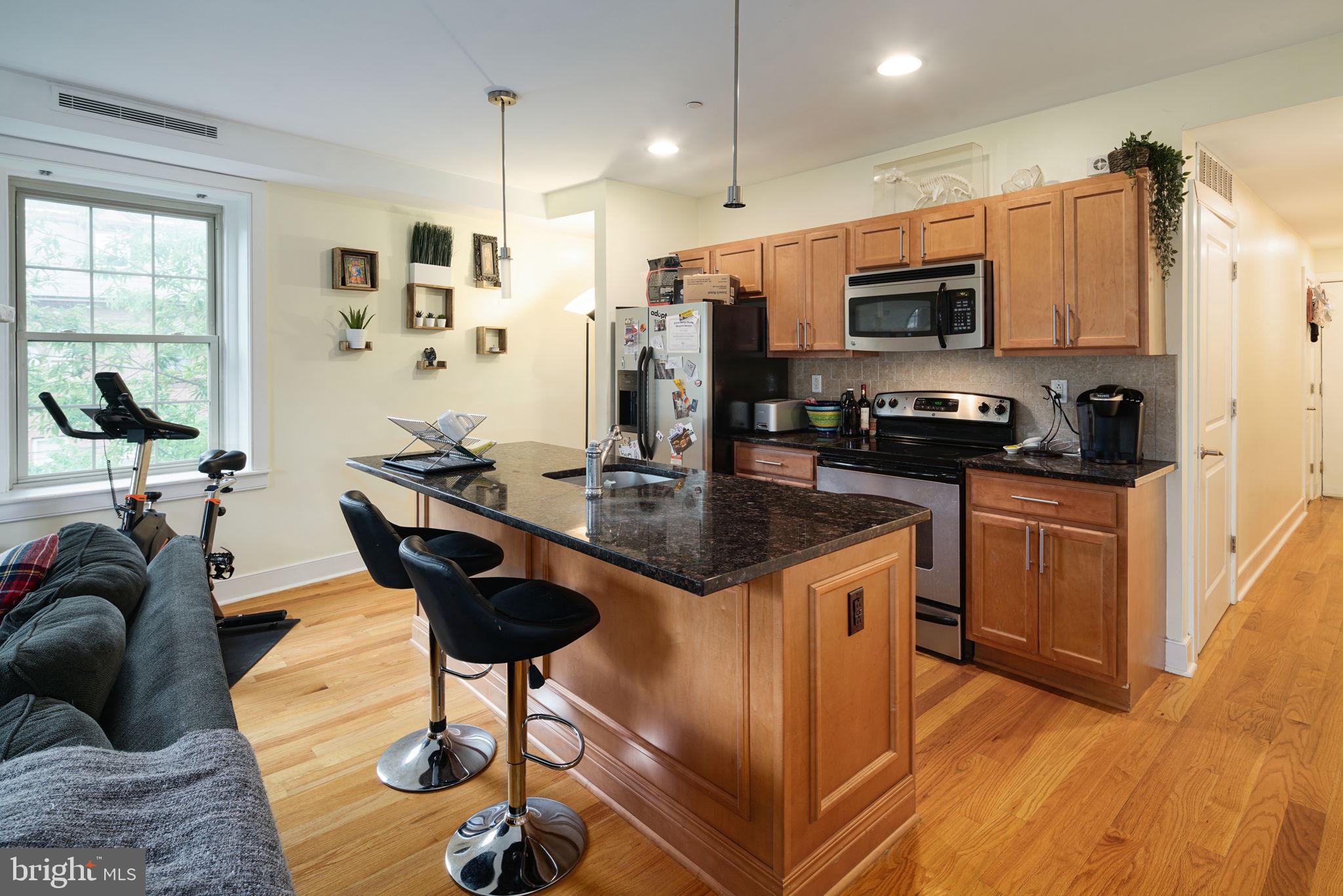 4300 Spruce Street, Unit C306 Philadelphia, PA 19104 - Photo 5 of 24