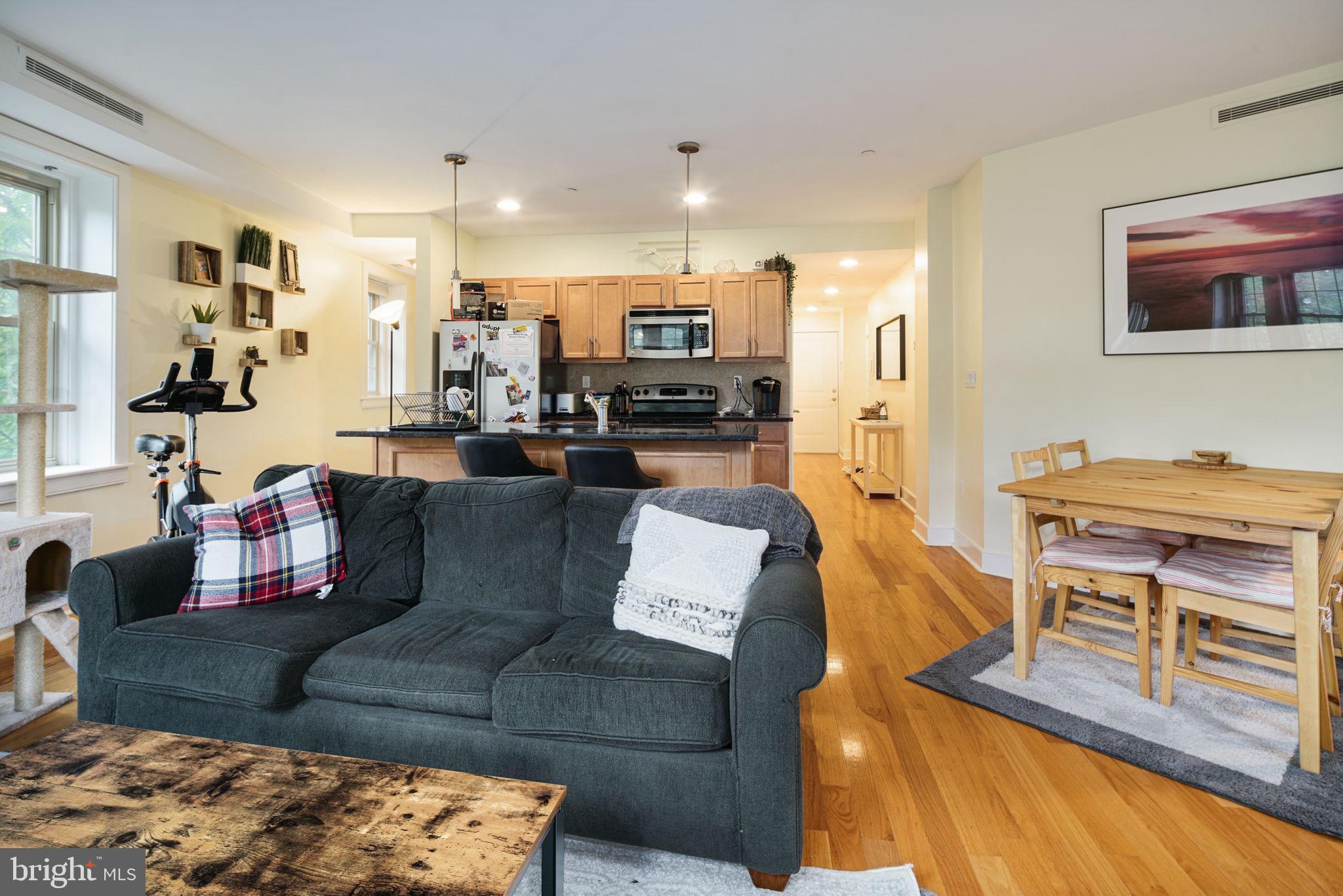 4300 Spruce Street, Unit C306 Philadelphia, PA 19104 - Photo 10 of 24