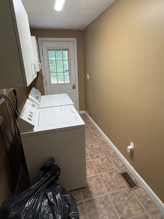 2 Cranberry Circle Middleboro, MA 02346 - Photo 16 of 35