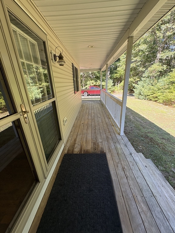 2 Cranberry Circle Middleboro, MA 02346 - Photo 3 of 35