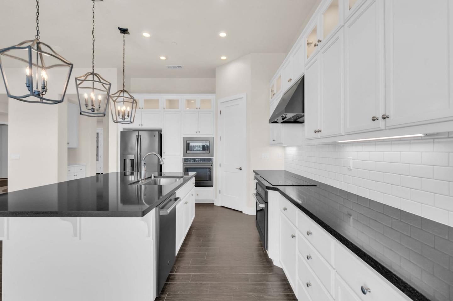 1436 Freestone Road Manteca, CA 95337 - Photo 22 of 71