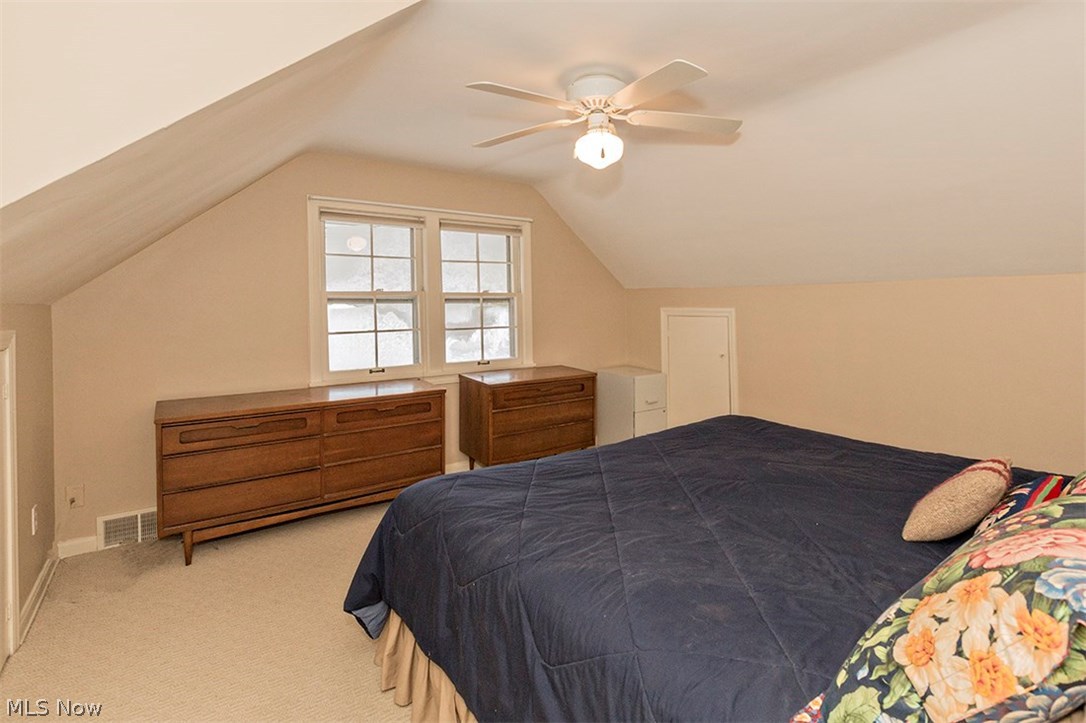 1655 Richmond Road Cleveland, OH 44124 - Photo 24 of 35