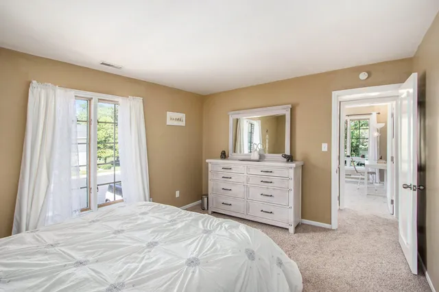 $185,000 | 2305 Martha Street, Unit D2, Highland, IN 46322