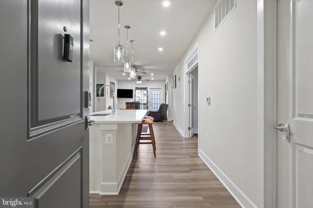 $560,000 | 104 St Ives Place, Unit 409, Oxon Hill, MD 20745