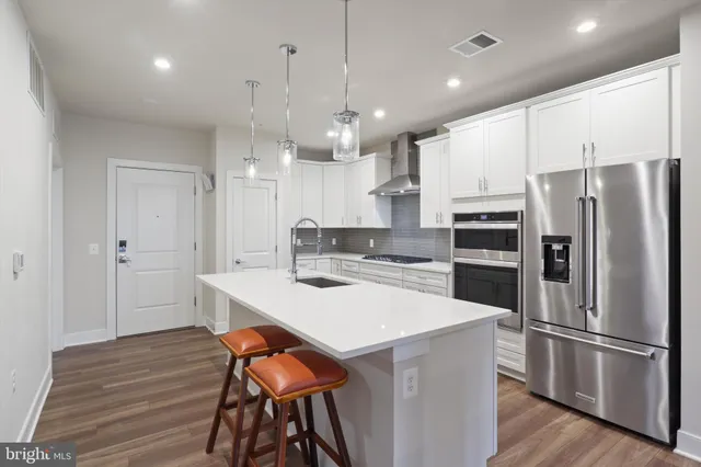 $560,000 | 104 St Ives Place, Unit 409, Oxon Hill, MD 20745