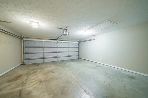 a view of a garage