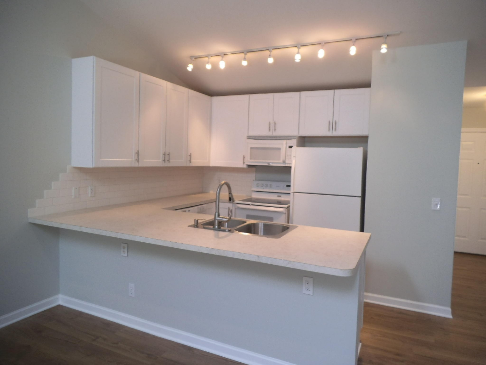 17819 Bramer Lane, Unit 47 Spring Lake, MI 49456 - Photo 9 of 40 DSCF7261