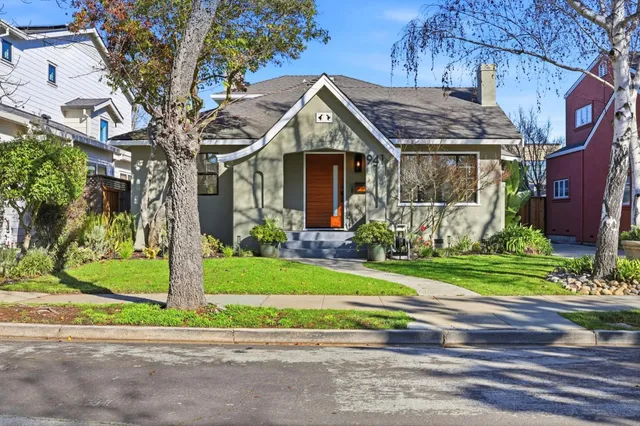 $3,088,000 | 941 Walnut Street, San Carlos, CA 94070