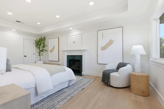 $3,088,000 | 941 Walnut Street, San Carlos, CA 94070