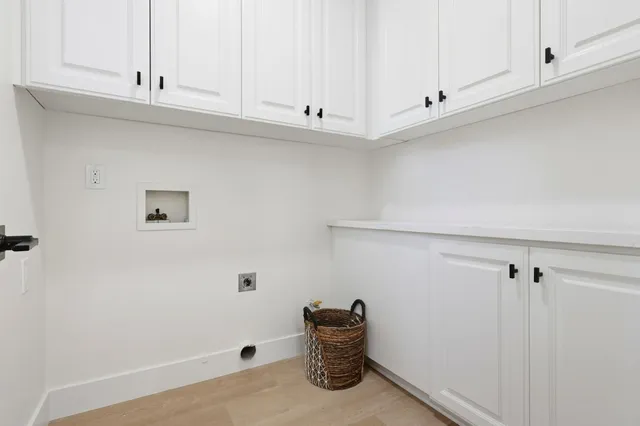 $3,088,000 | 941 Walnut Street, San Carlos, CA 94070