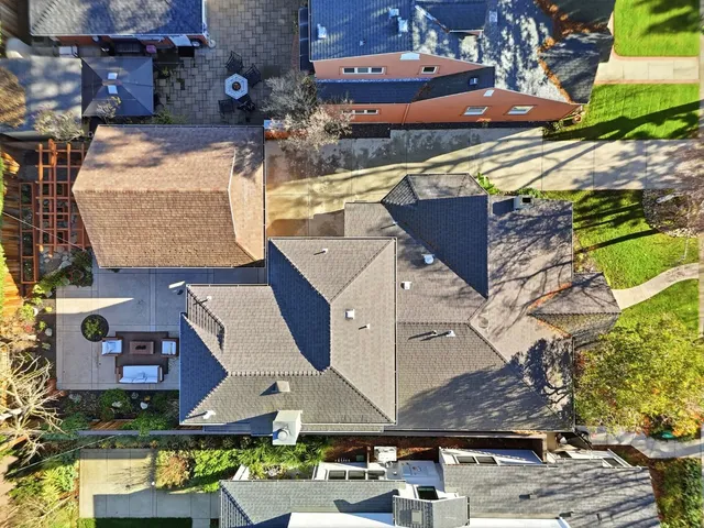 $3,088,000 | 941 Walnut Street, San Carlos, CA 94070