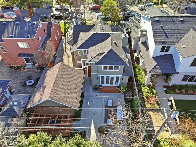 $3,088,000 | 941 Walnut Street, San Carlos, CA 94070