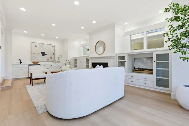 $3,088,000 | 941 Walnut Street, San Carlos, CA 94070